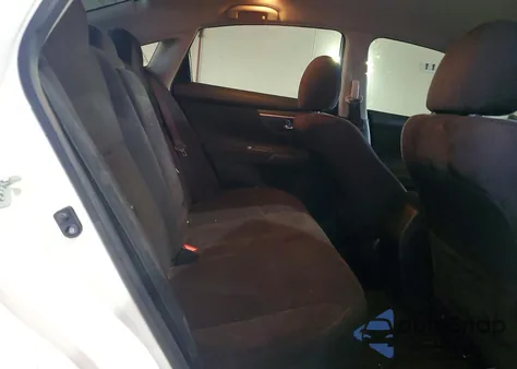 2015 Nissan Altima 2.5 S z USA, uszkodzony, nr VIN 1N4AL3AP5FN333966